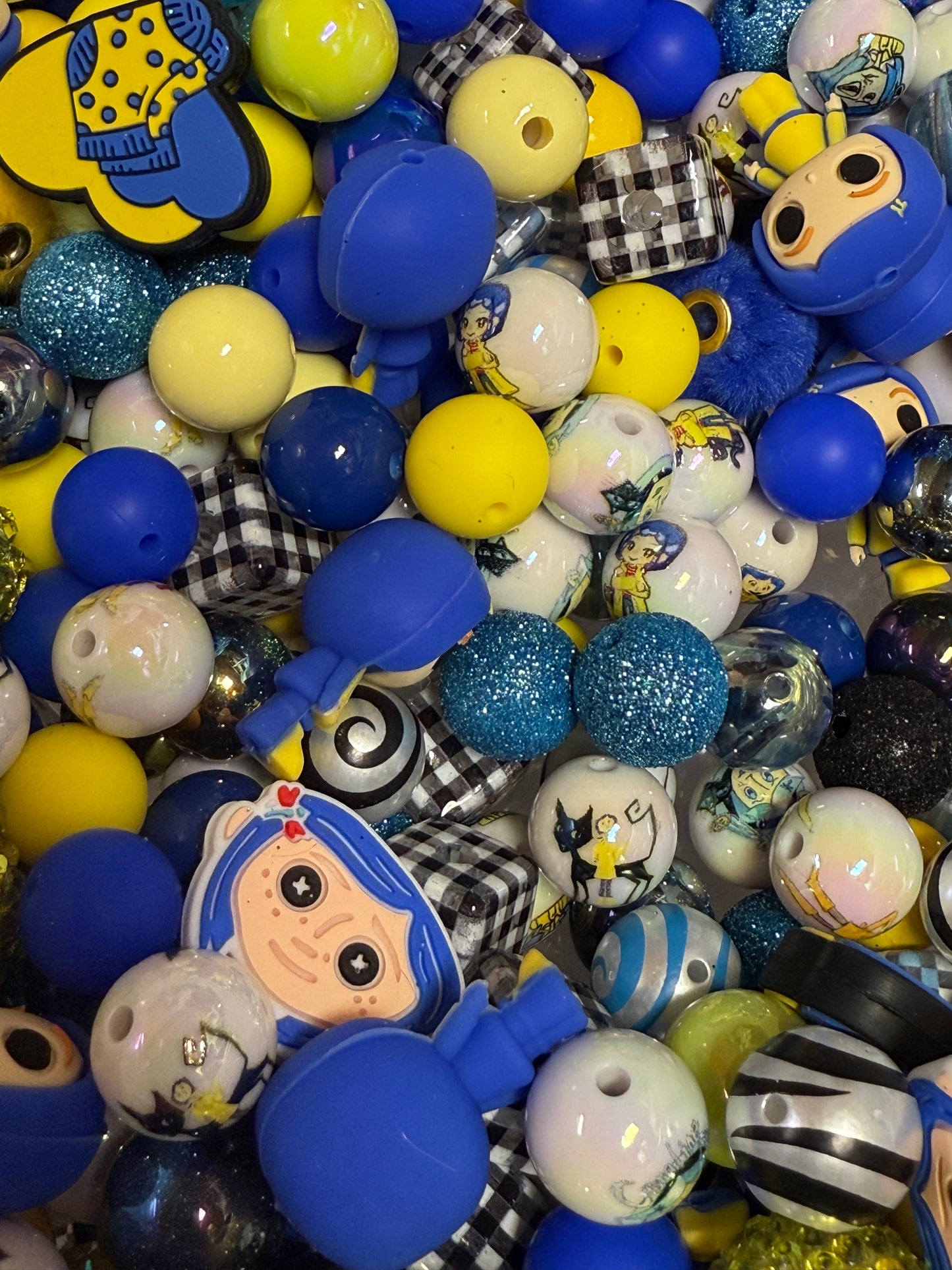 Button Eyes Bead Mix